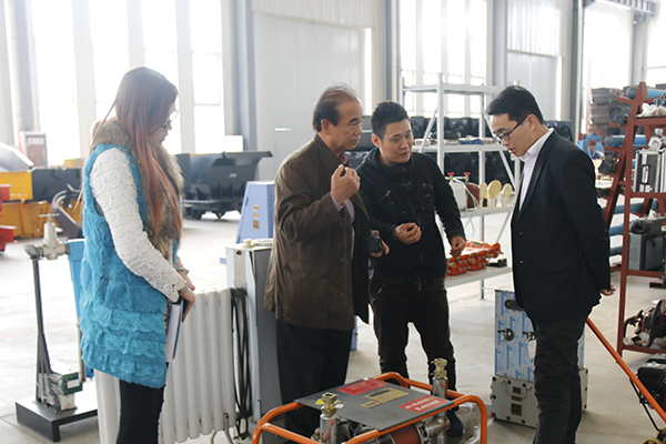 Warmly Welcome Japanese Merchants to Visited China Coal Group for On-site Auditing