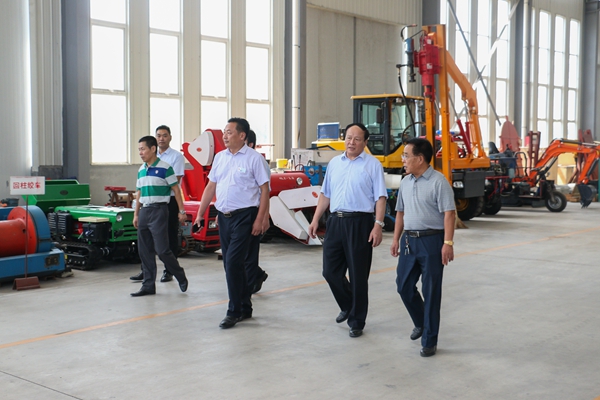 Warmly Welcome Former Jining City Leaders to Visit China Coal Group for Guidance