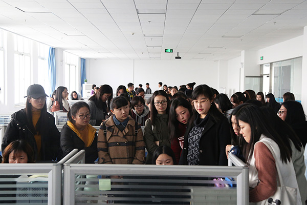 Warmly Welcome Teachers And Students From Jining University To Visit China Coal Group